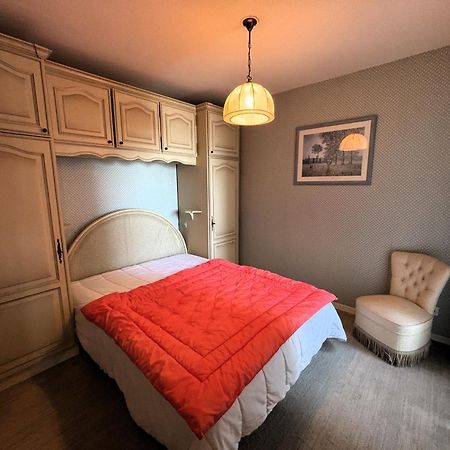 Appartement T2 Avec Balcon Et Vue Mer, 1Er Etage, Ascenseur, Tv, Cuisine Equipee - Fr-1-197-466 Les Sables-dʼOlonne Dış mekan fotoğraf