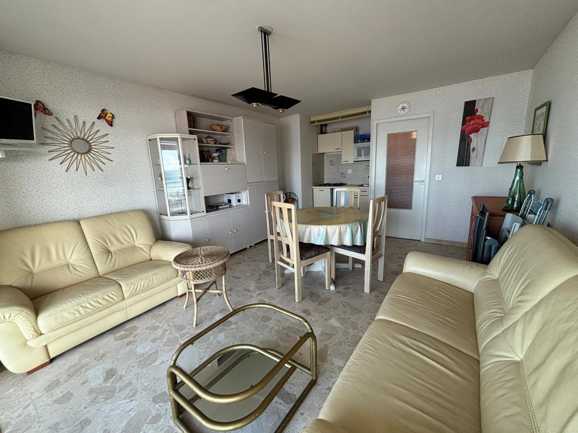 Appartement T2 Avec Balcon Et Vue Mer, 1Er Etage, Ascenseur, Tv, Cuisine Equipee - Fr-1-197-466 Les Sables-dʼOlonne Dış mekan fotoğraf